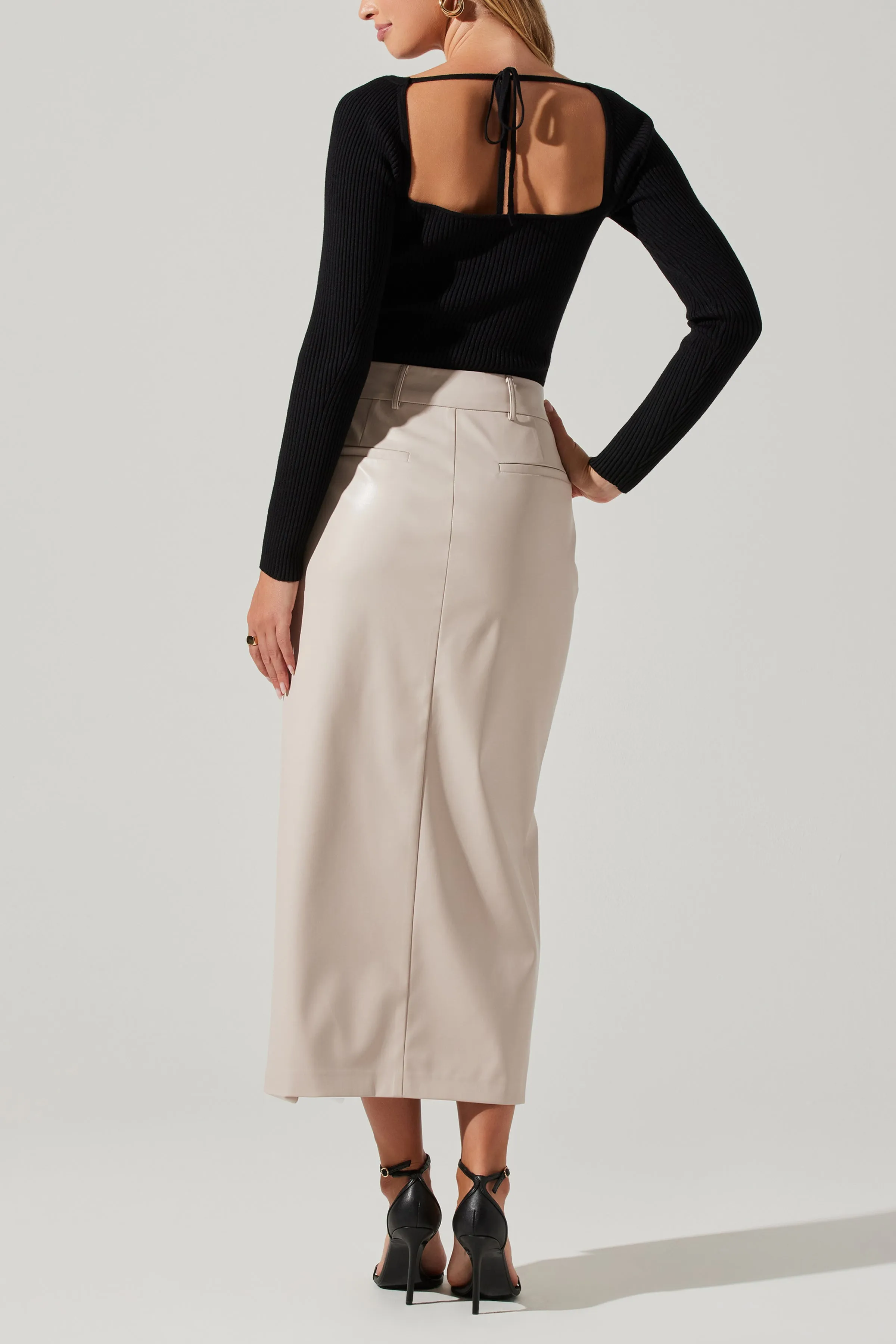 ASTR the Label ‘Karolyna Skirt’