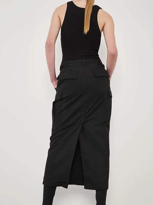 Cargo Skirt Midi in Black