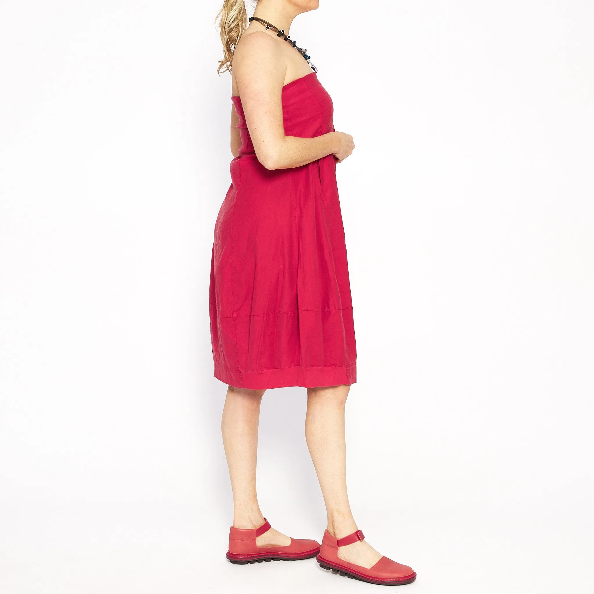 Stylish Chili Red A-Line Skirt for Effortless Chic Fashion