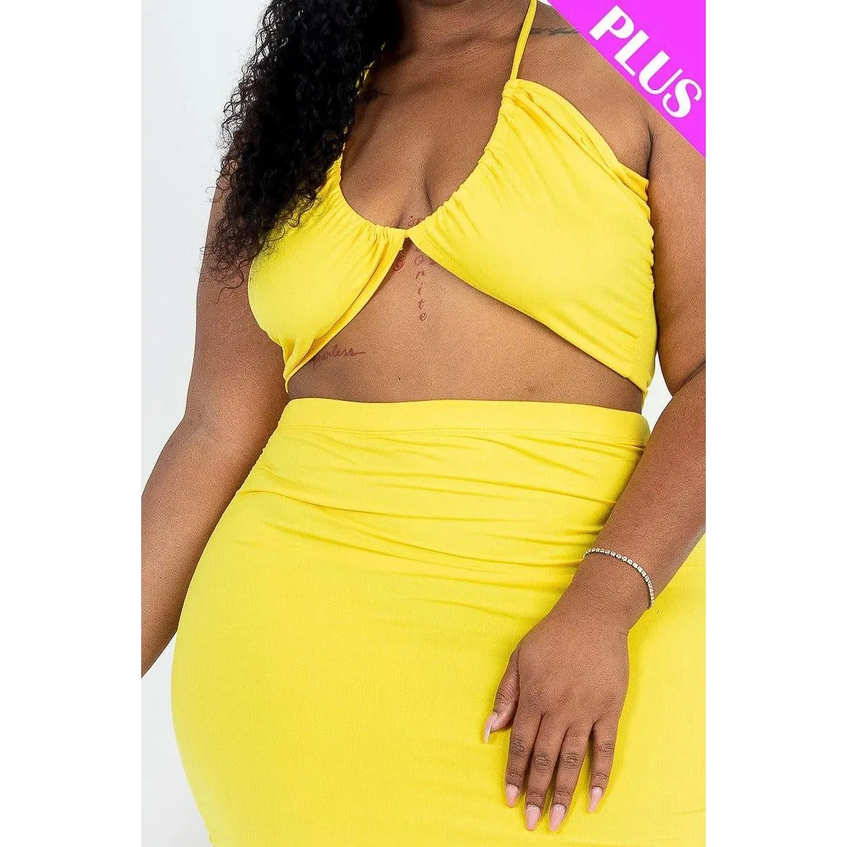 Plus Size Sexy Solid Crisscross Halter Top & Ruched Mini Skirt Set